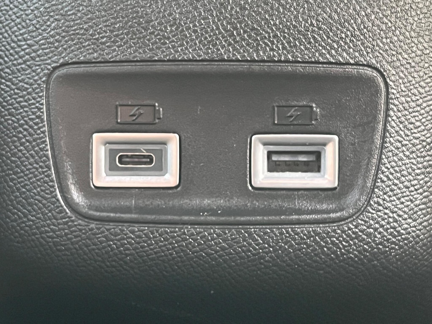 Used Peugeot 2008 2023 for sale - 76824300: Photo 20