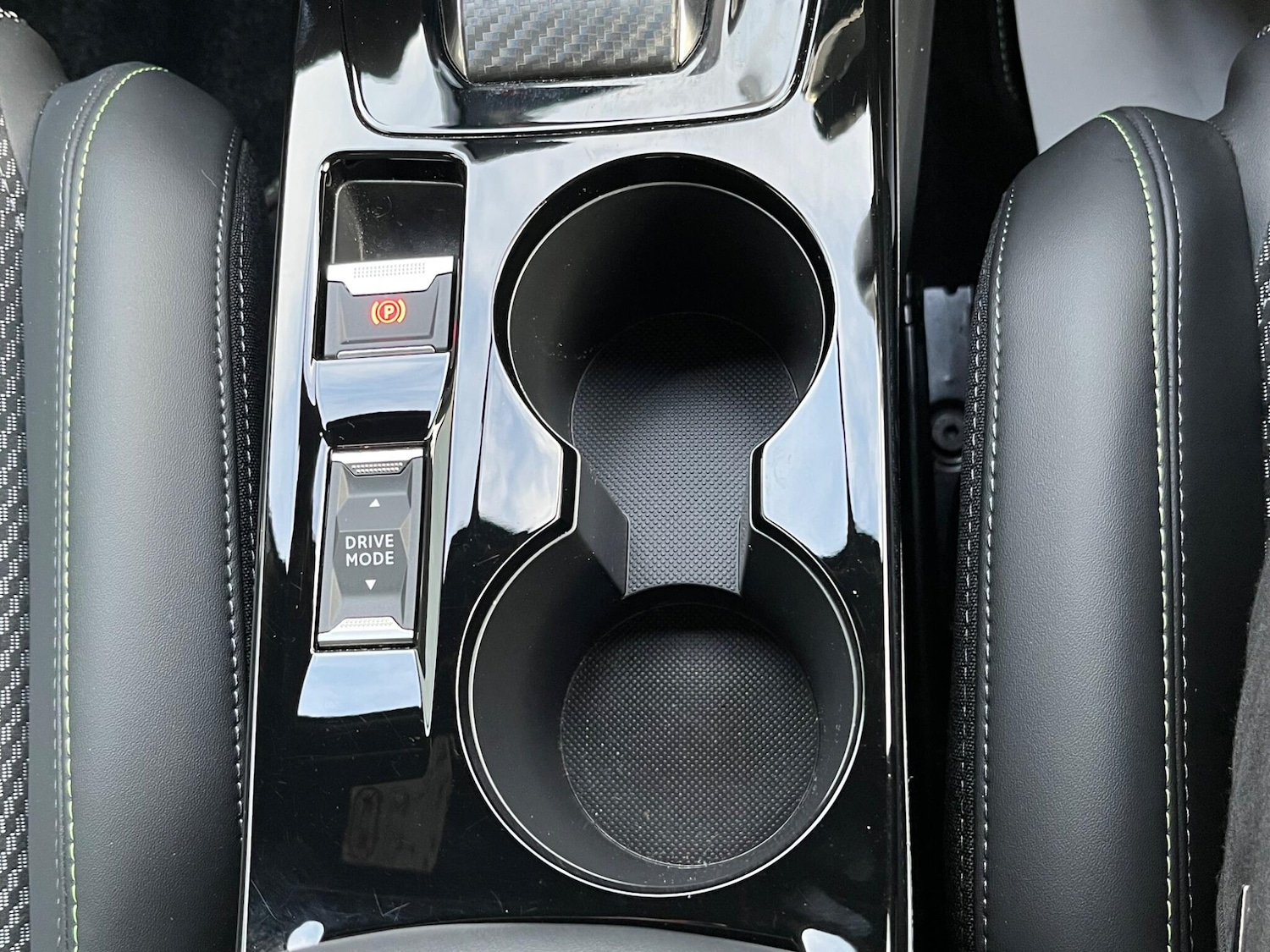 Used Peugeot 2008 2023 for sale - 76824300: Photo 45