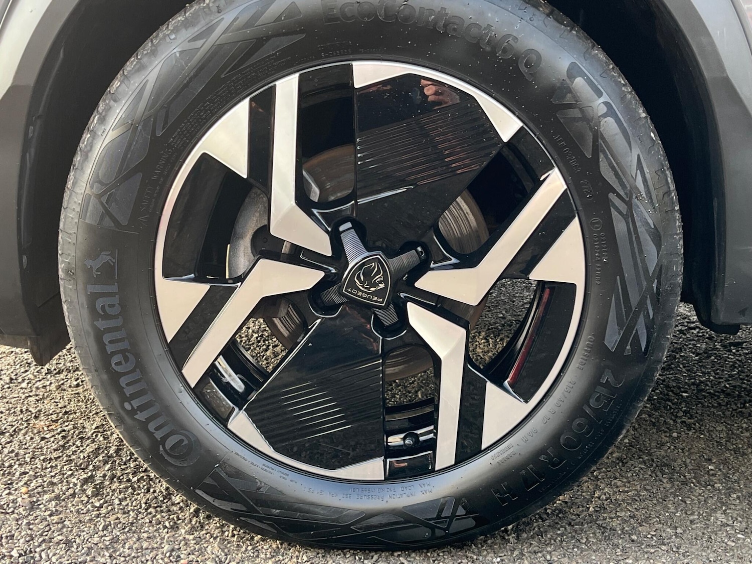 Used Peugeot 2008 2023 for sale - 76824300: Photo 5