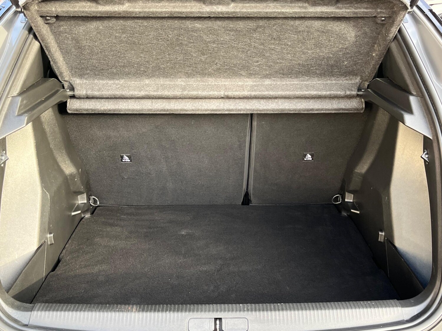 Used Peugeot 2008 2023 for sale - 76824300: Photo 62