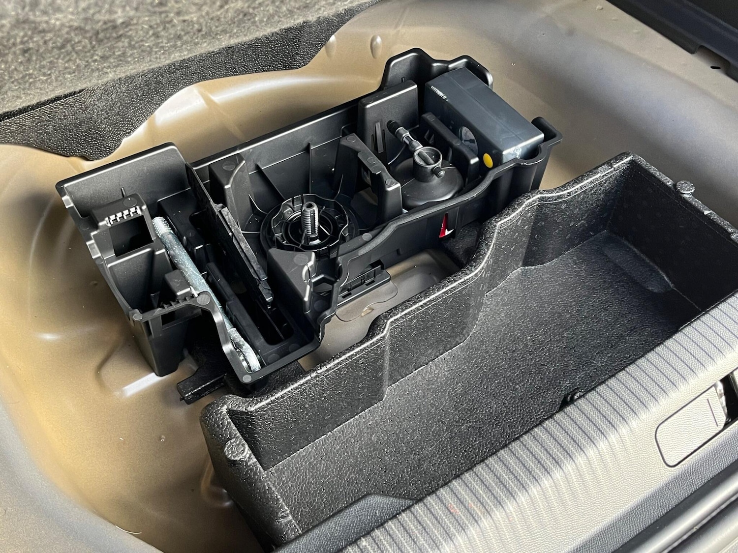 Used Peugeot 2008 2023 for sale - 76824300: Photo 63