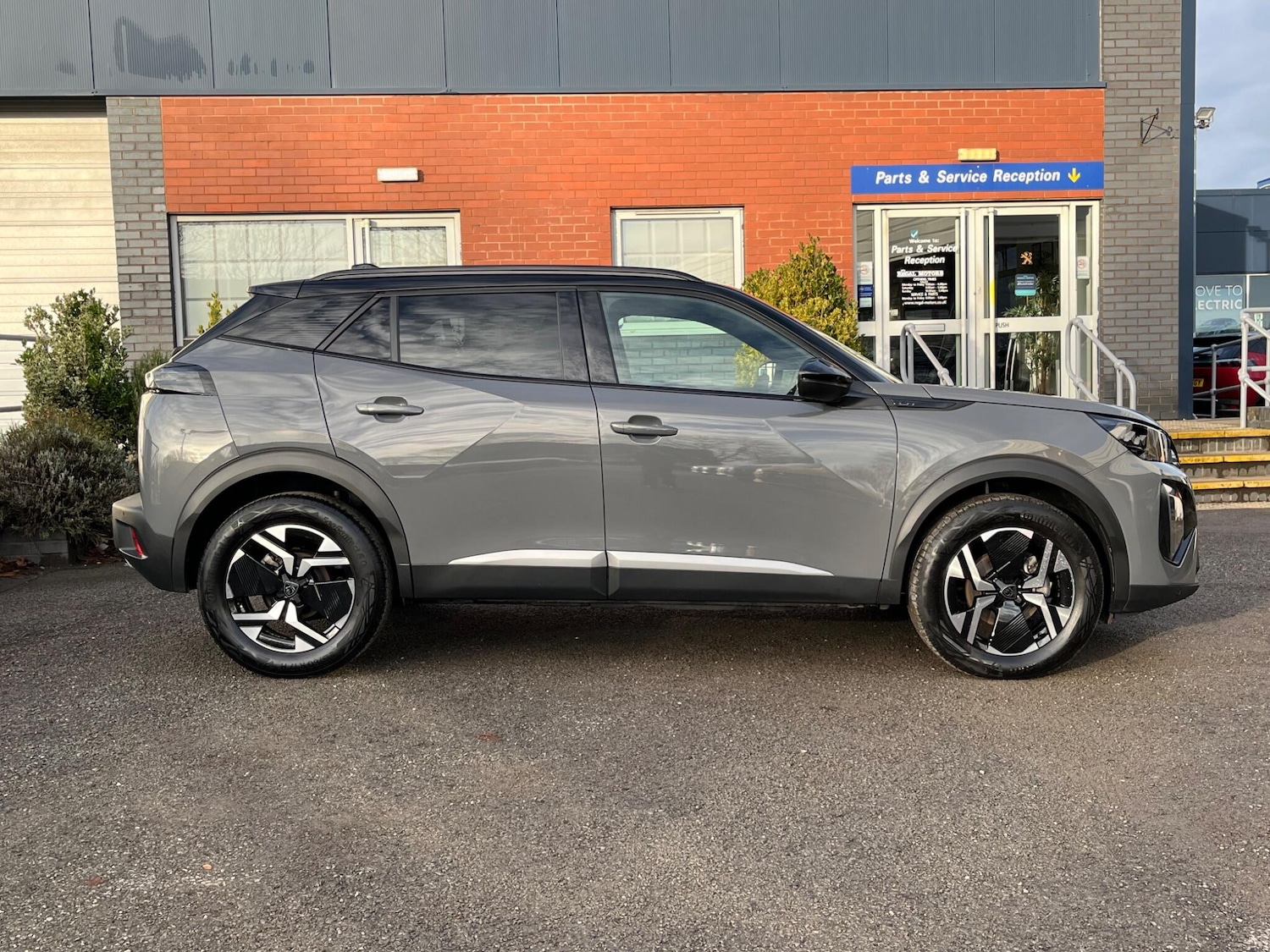 Used Peugeot 2008 2023 for sale - 76824300: Photo 7