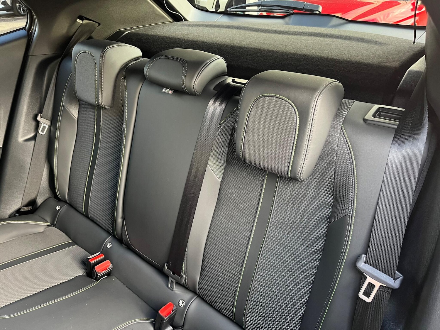 Used Peugeot 2008 2023 for sale - 76824300: Photo 8