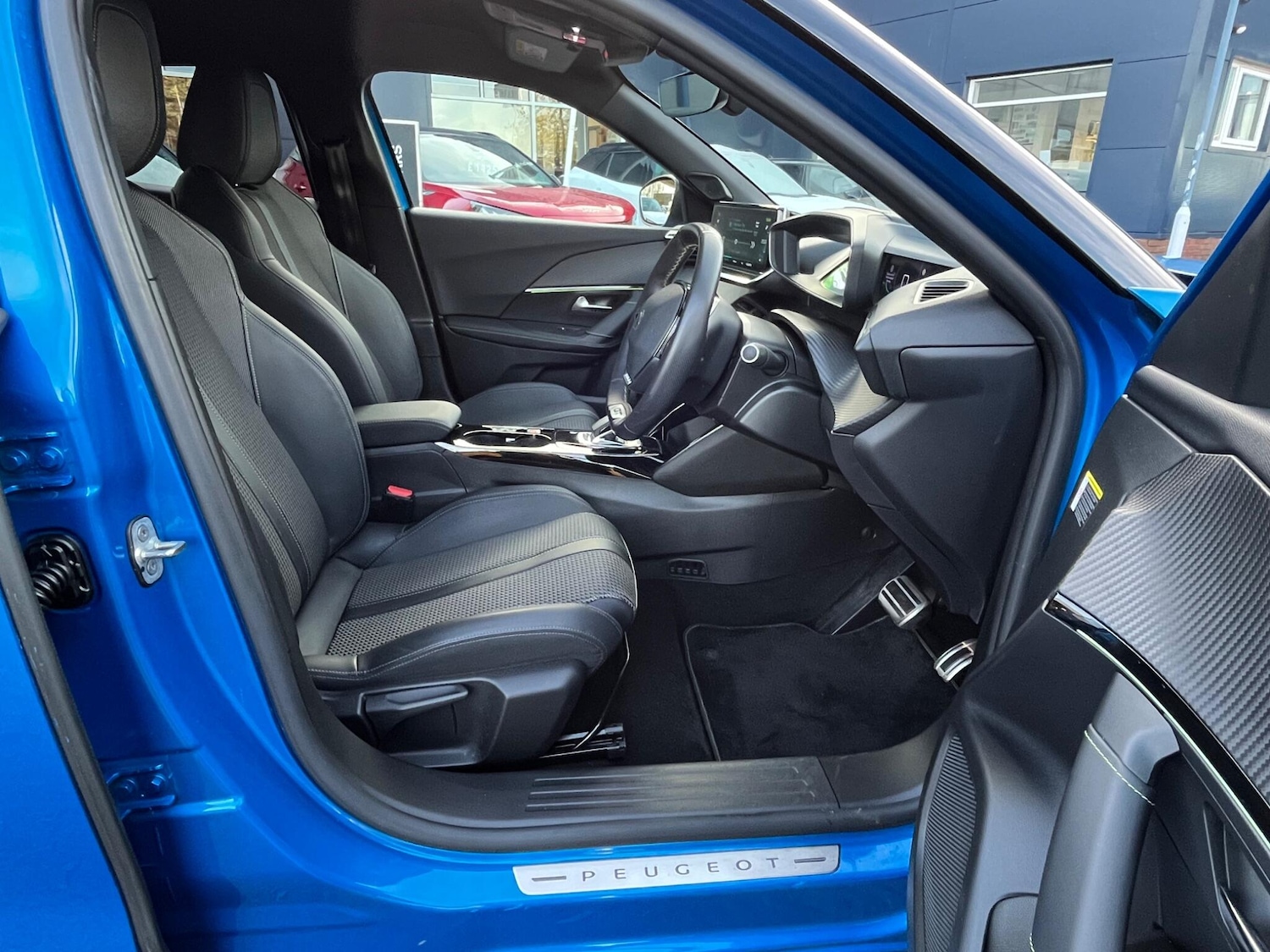 Used Peugeot 2008 2021 for sale - 76658721: Photo 13