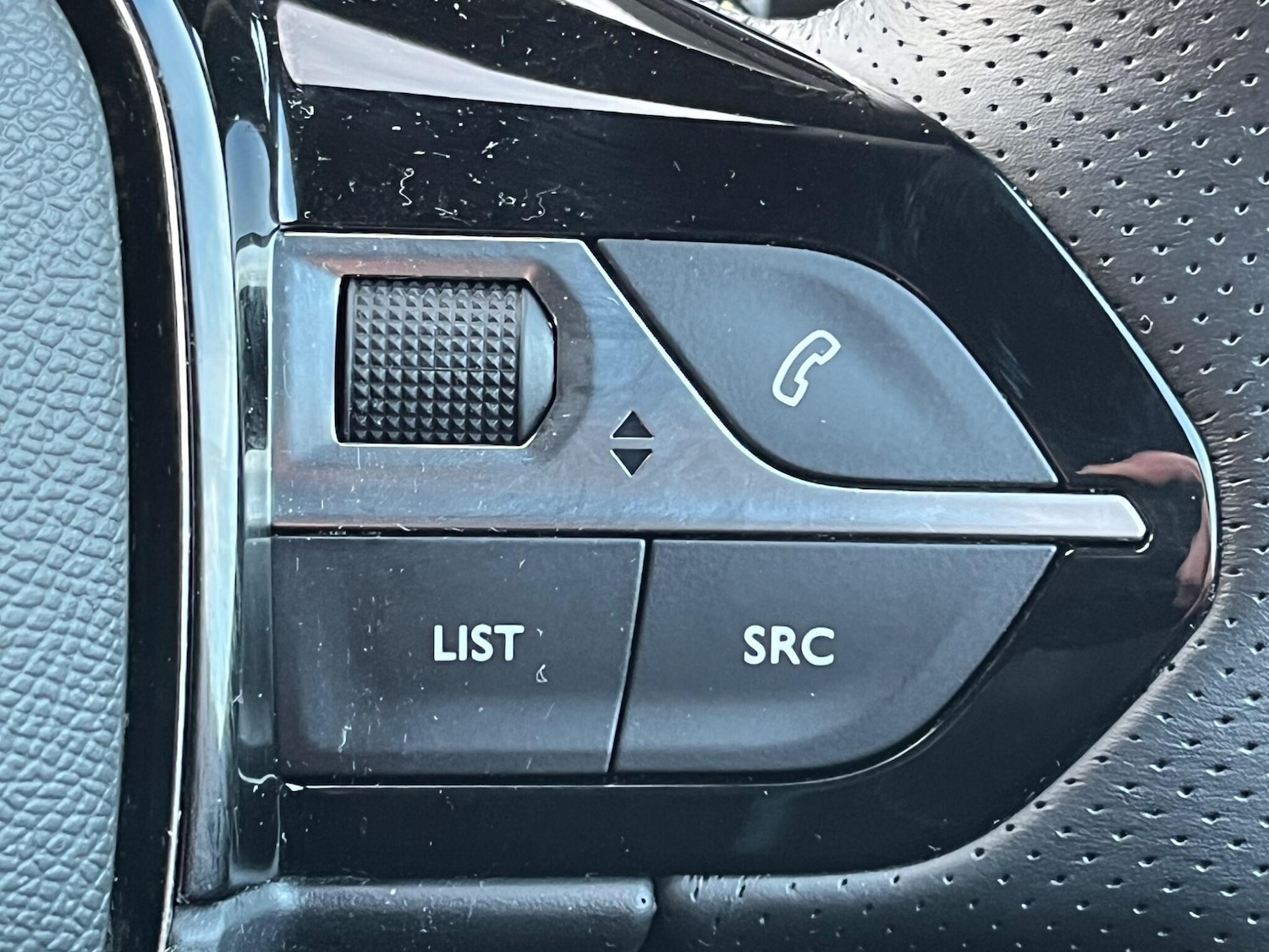 Used Peugeot 2008 2021 for sale - 76658721: Photo 56