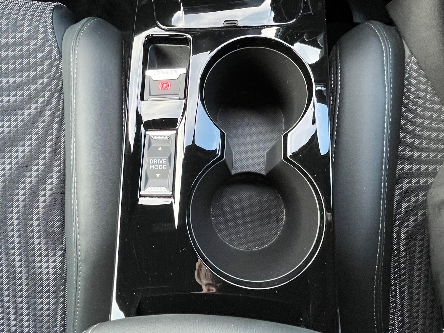 Used Peugeot 2008 2021 for sale - 76658721: Photo 59