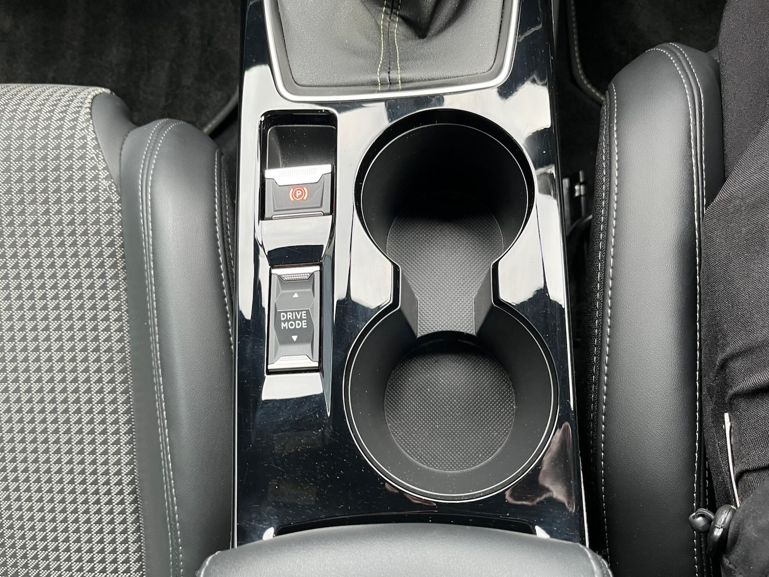 Used Peugeot 2008 2021 for sale - 76398772: Photo 40