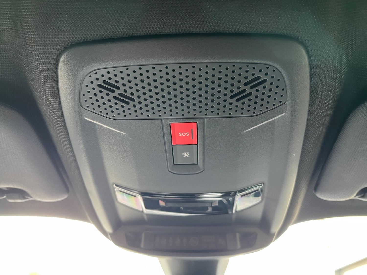 Used Peugeot 2008 2021 for sale - 76398772: Photo 62