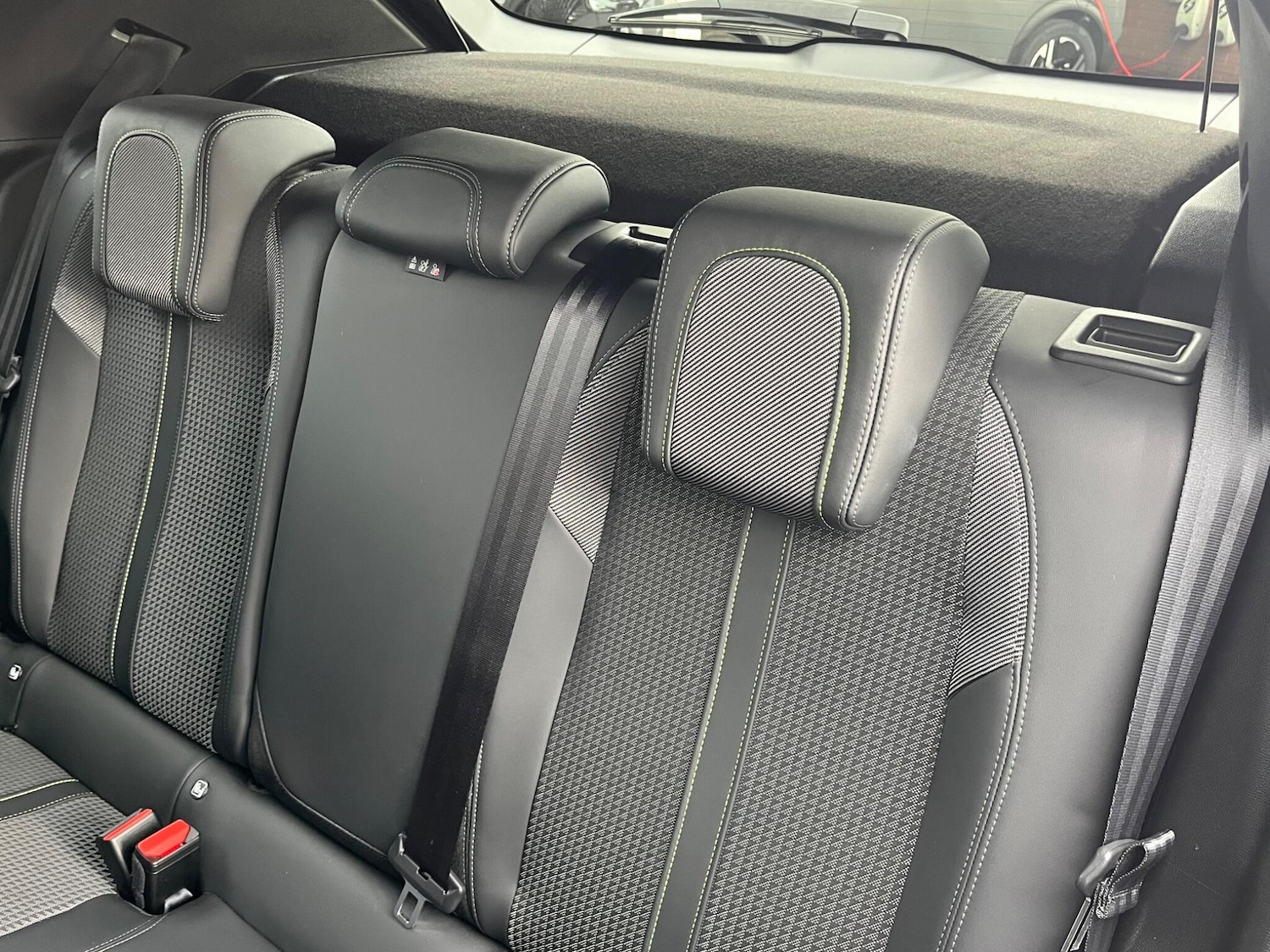 Used Peugeot 2008 2021 for sale - 76398772: Photo 8