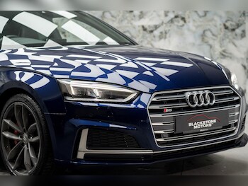 Used Audi S5 2018 for sale - 77330699: Photo