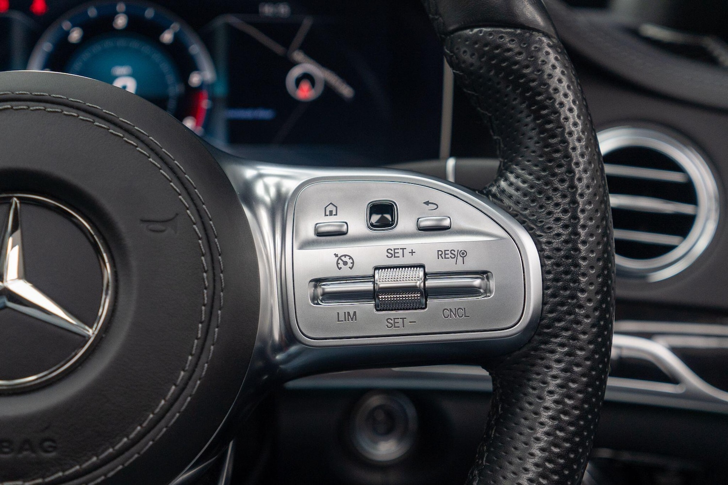 Used Mercedes-Benz S Class 2019 for sale - 76772143: Photo 37