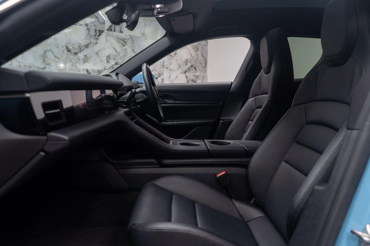 Used Porsche Taycan 2021 for sale - 76619927: Photo 15