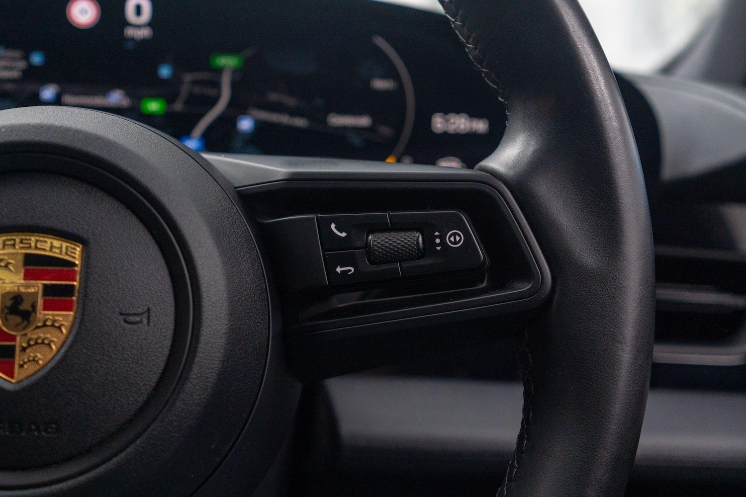 Used Porsche Taycan 2021 for sale - 76619927: Photo 34
