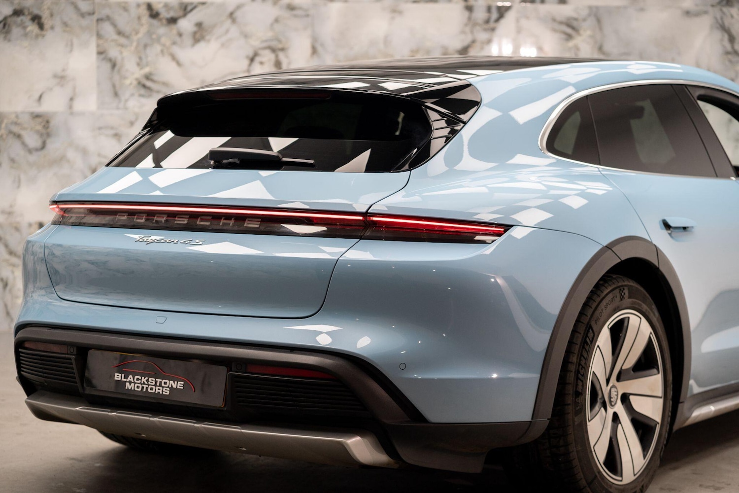 Used Porsche Taycan 2021 for sale - 76619927: Photo 41