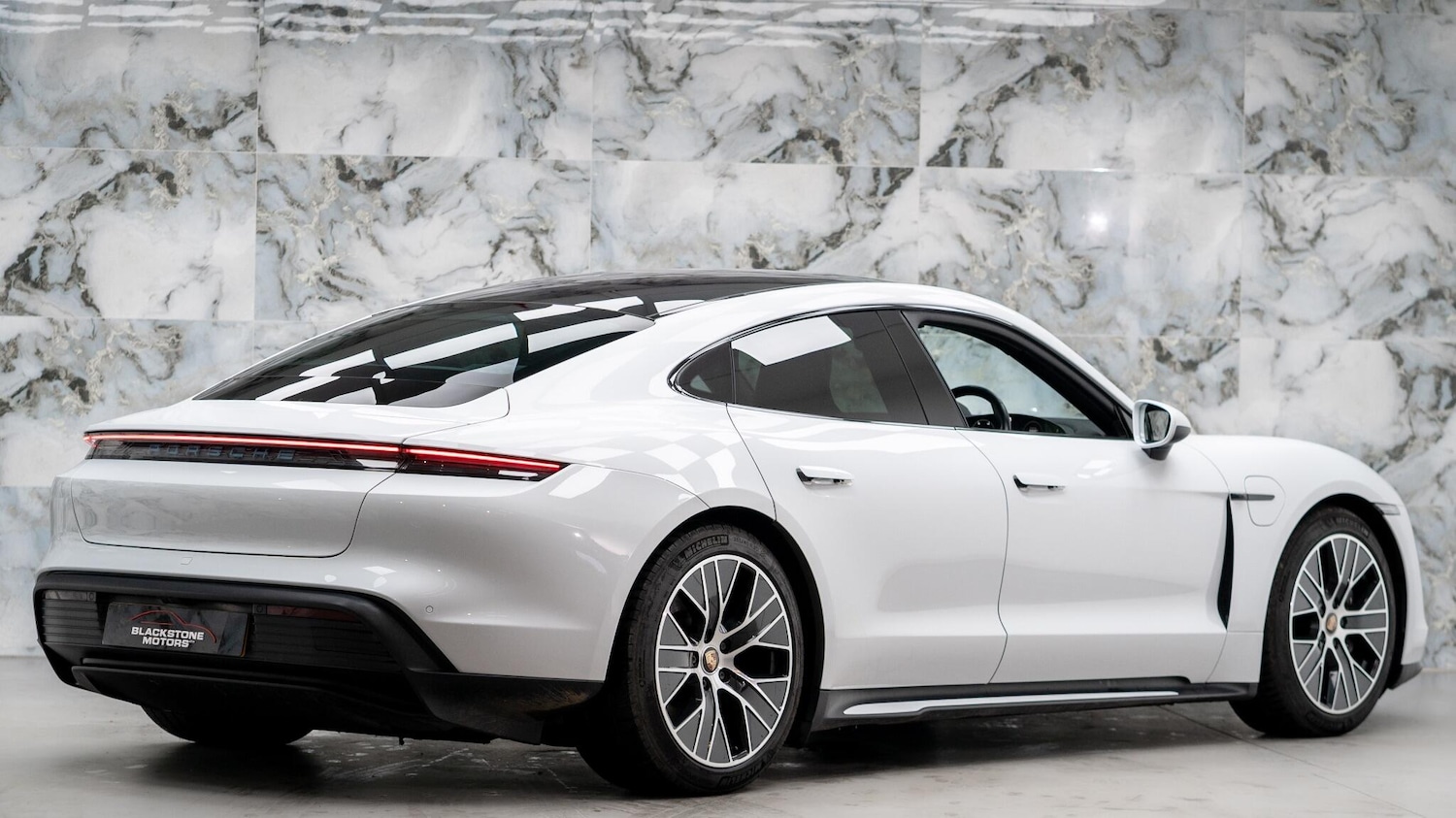 Used Porsche Taycan 2021 for sale - 76499551: Photo 10