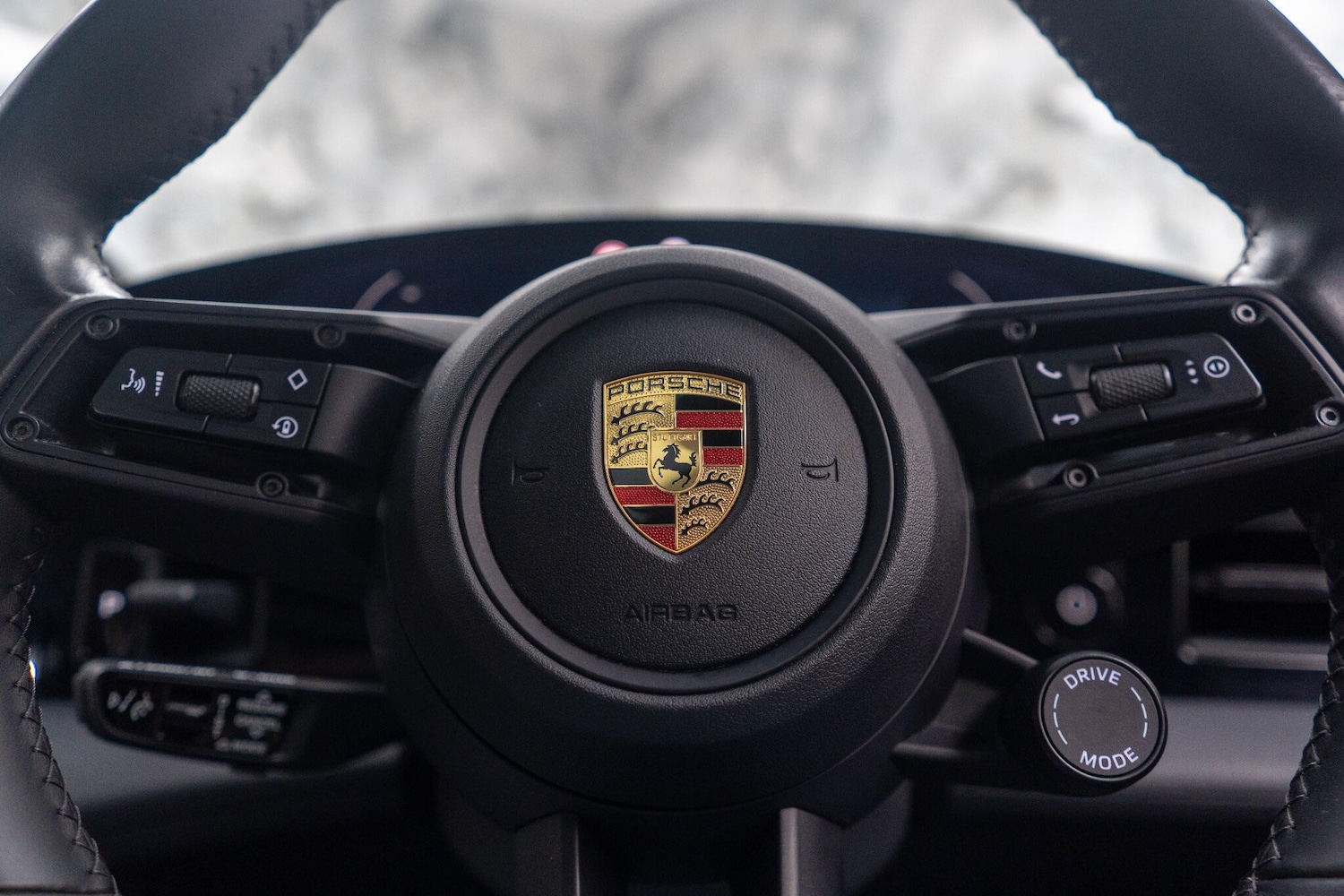 Used Porsche Taycan 2021 for sale - 76499551: Photo 18