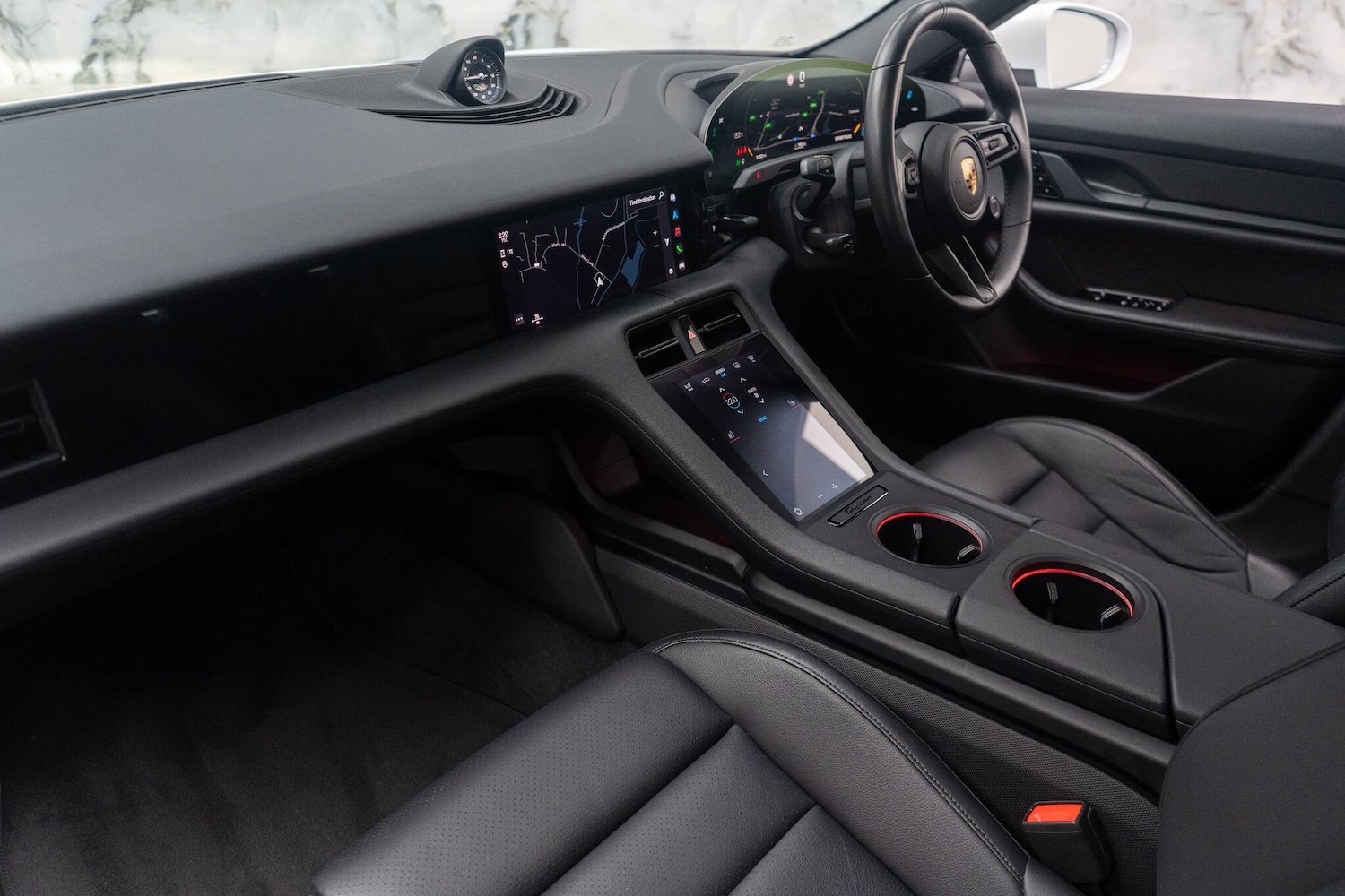 Used Porsche Taycan 2021 for sale - 76499551: Photo 37