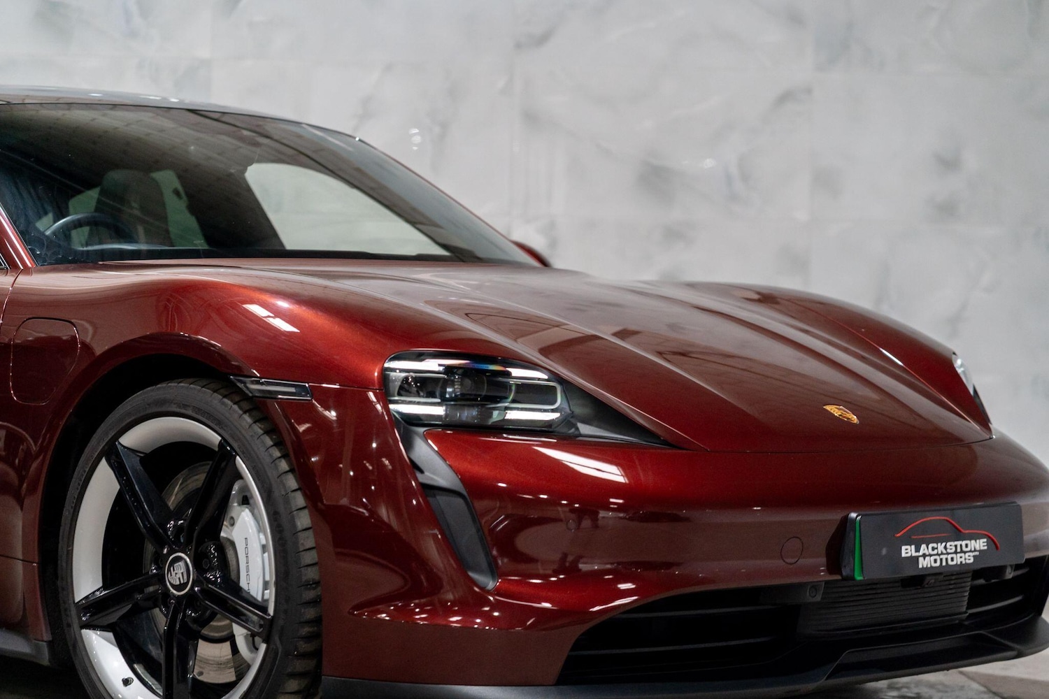 Used Porsche Taycan 2023 for sale - 78185093: Photo 3