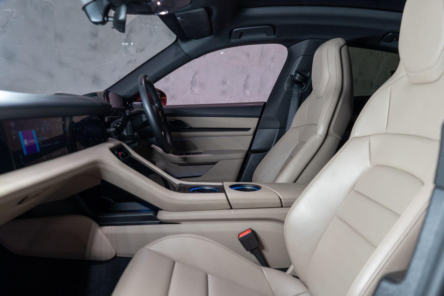 Used Porsche Taycan 2023 for sale - 78185093: Photo 32