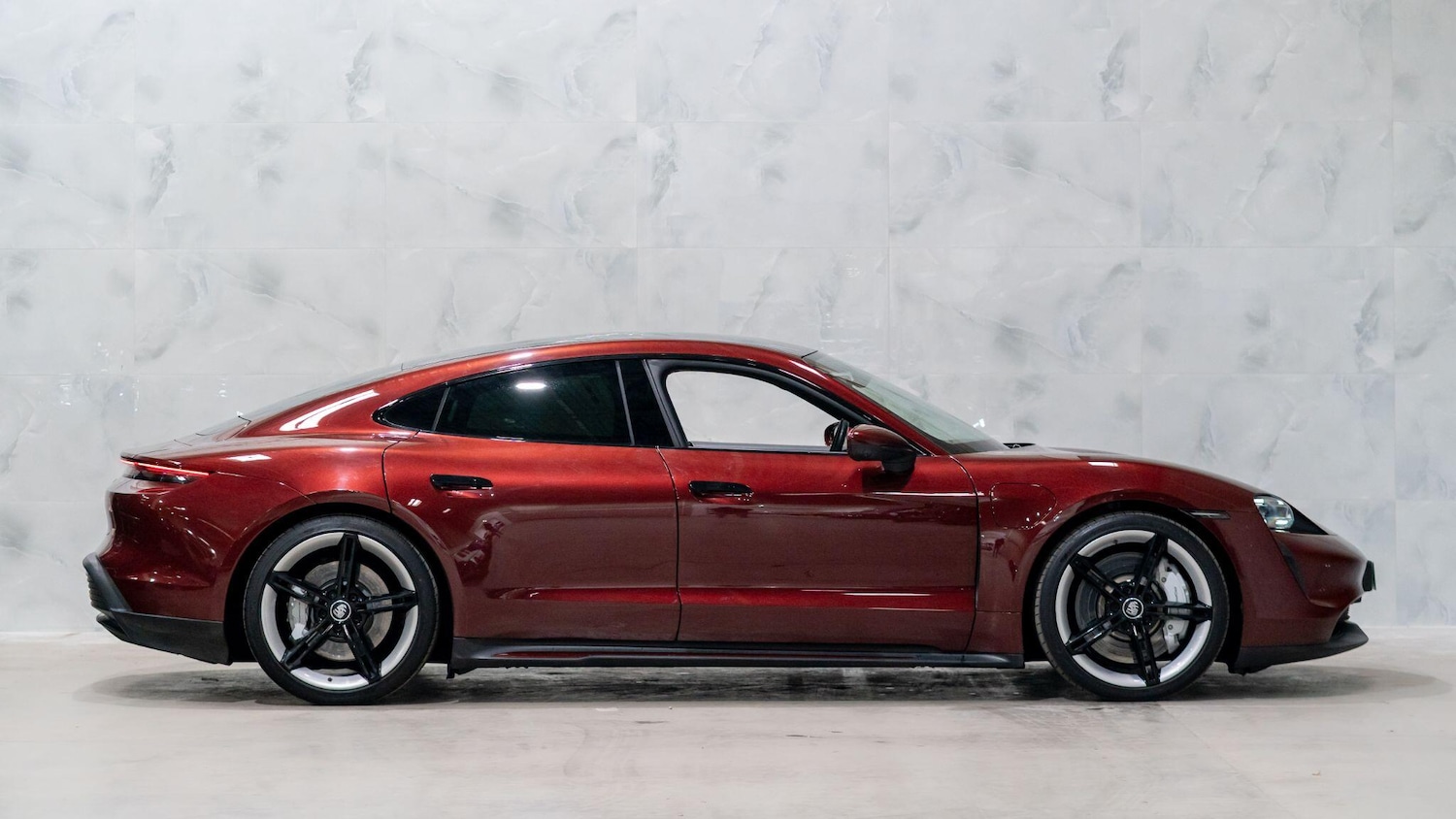 Used Porsche Taycan 2023 for sale - 78185093: Photo 5