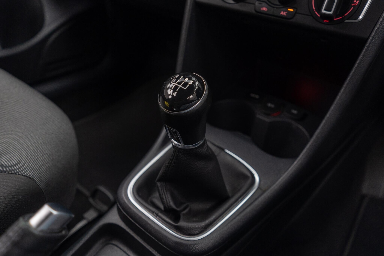 Used Volkswagen Polo 2015 for sale - 77425747: Photo 20