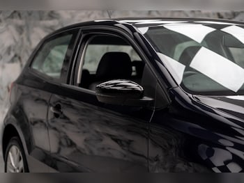 Used Volkswagen Polo 2015 for sale - 77425747: Photo