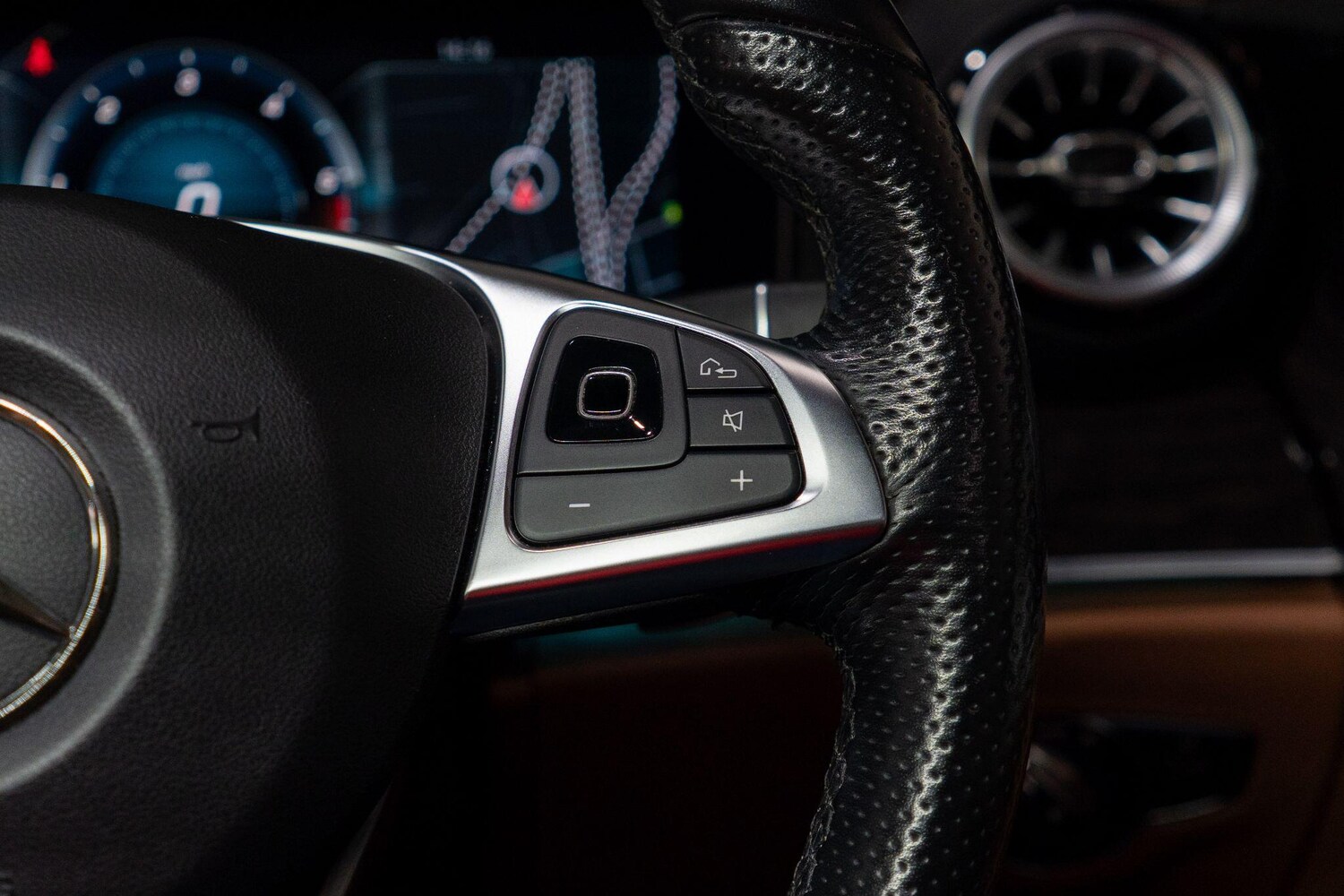 Used Mercedes-Benz E Class 2018 for sale - 78048119: Photo 33