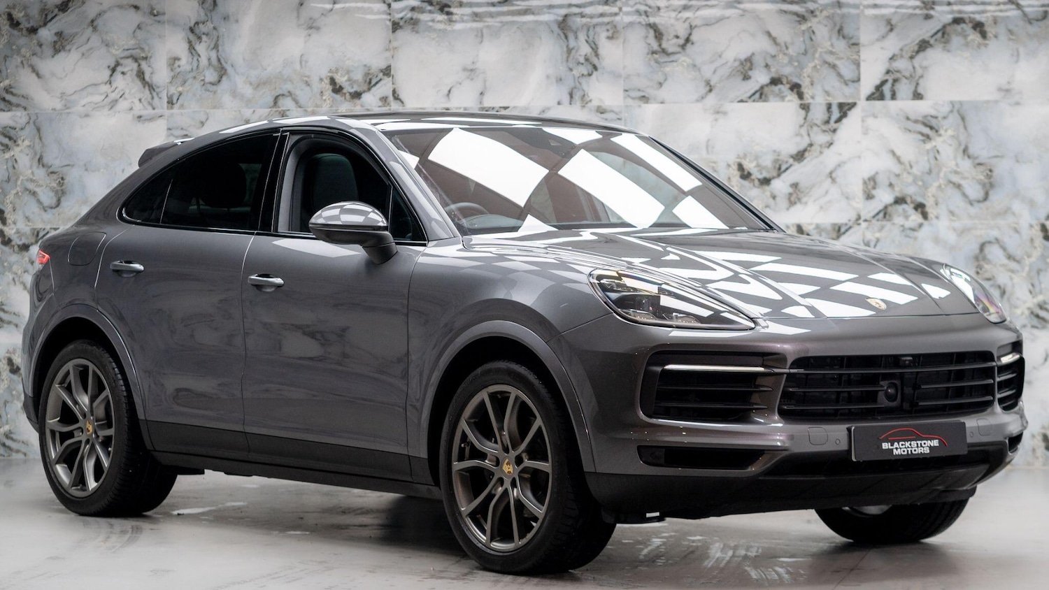 Used Porsche Cayenne 2019 for sale - 76584930: Photo 1