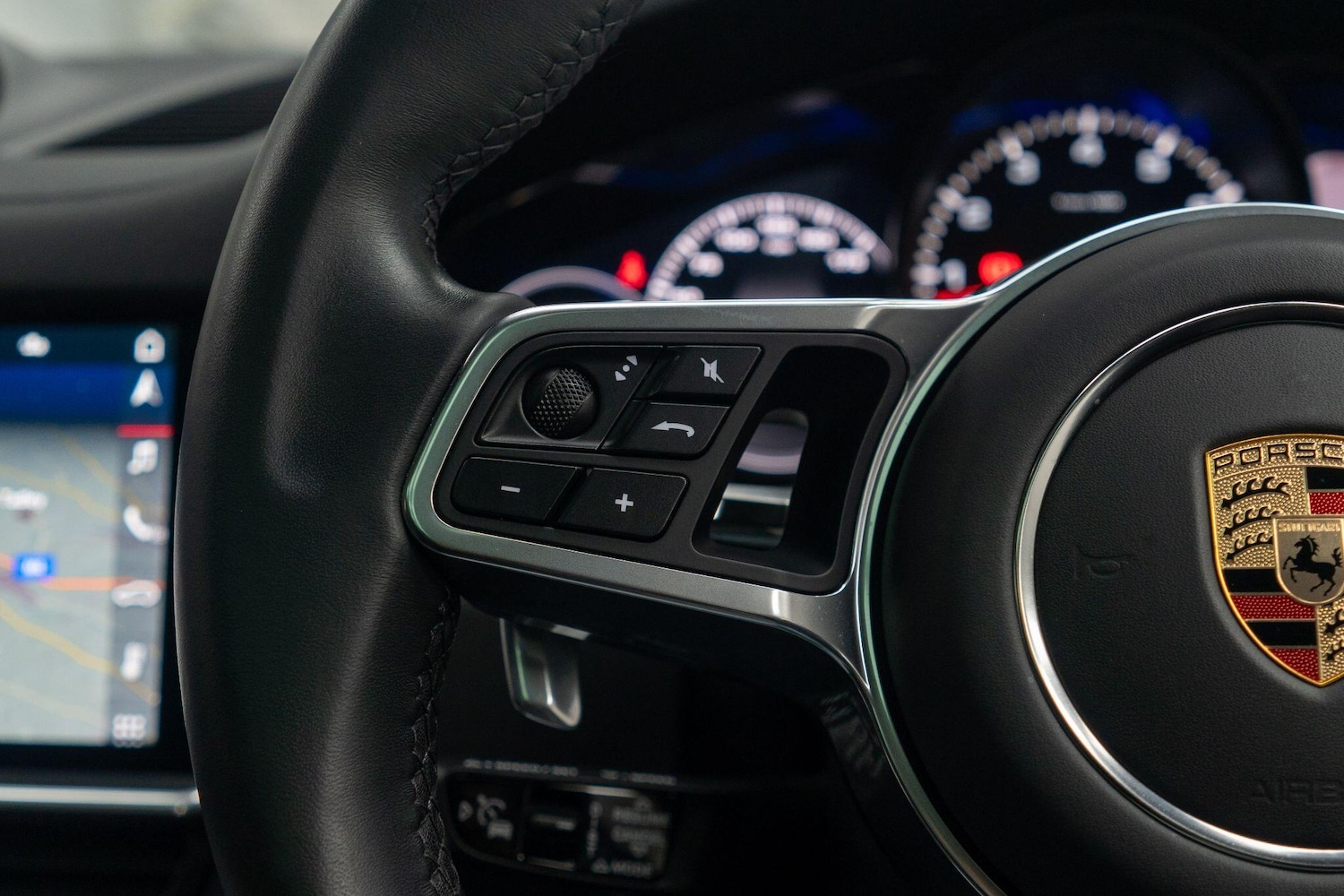 Used Porsche Cayenne 2019 for sale - 76584930: Photo 37