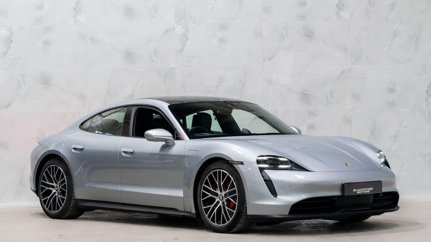 Used Porsche Taycan 2020 for sale - 78185284: Photo 1