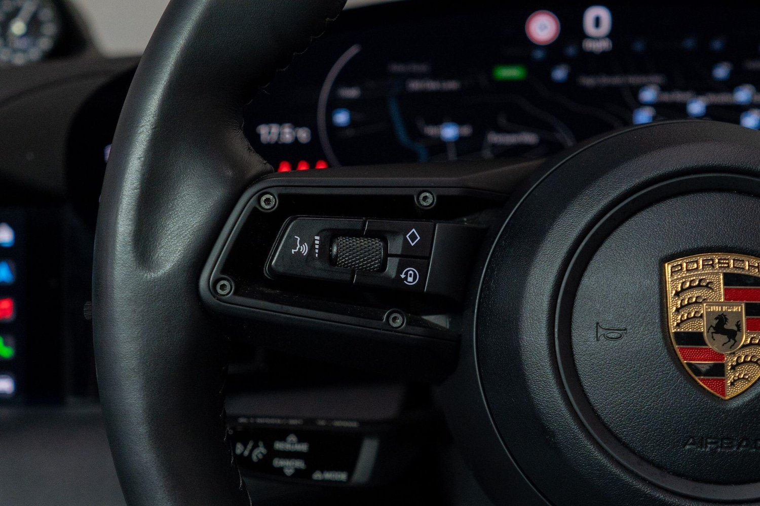 Used Porsche Taycan 2020 for sale - 78185284: Photo 14