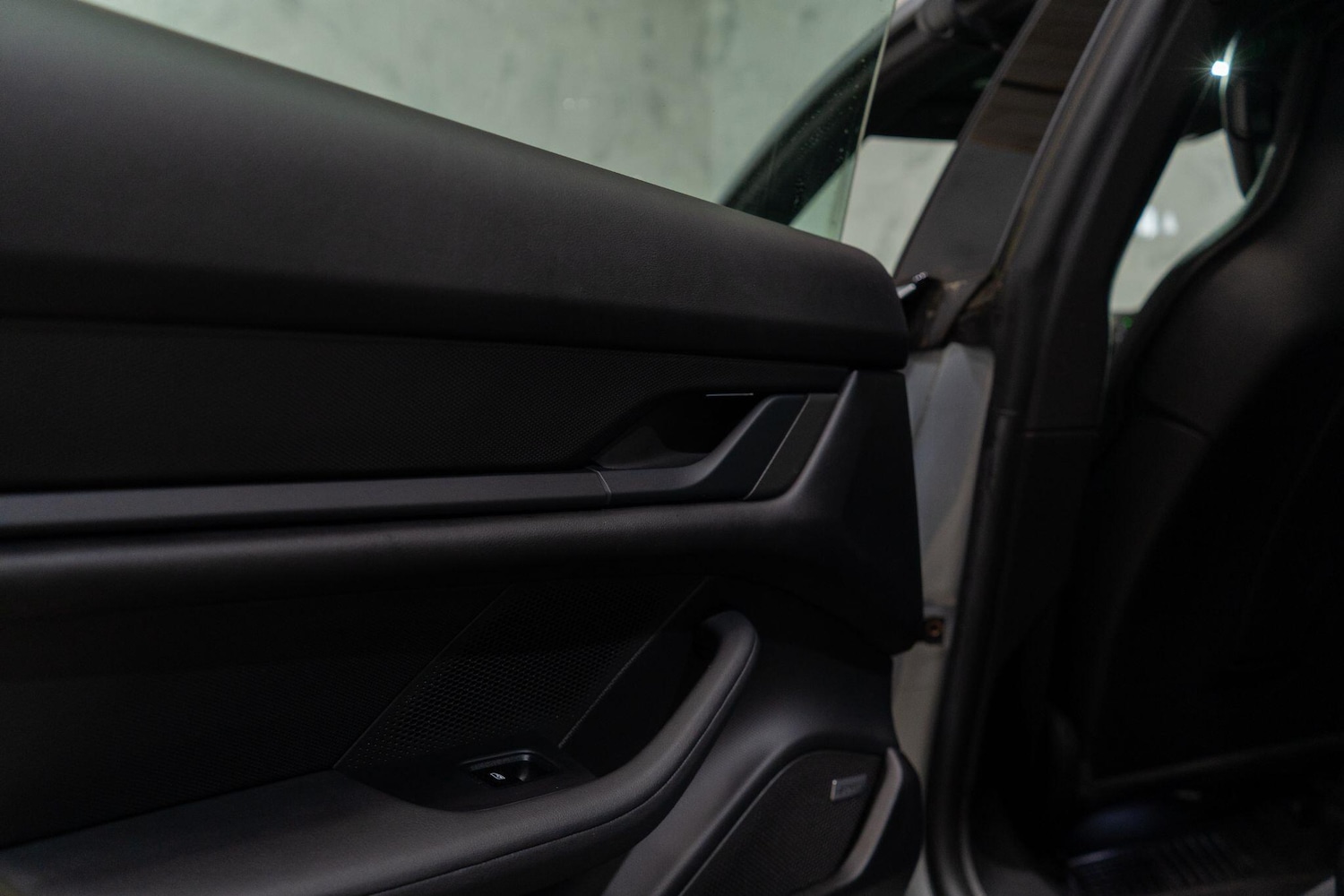 Used Porsche Taycan 2020 for sale - 78185284: Photo 41