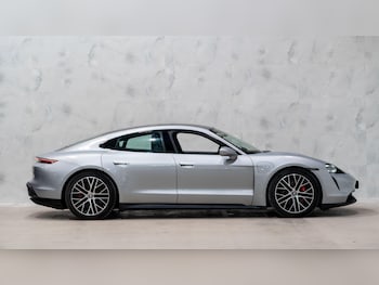 Used Porsche Taycan 2020 for sale - 78185284: Photo