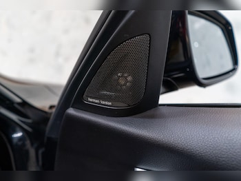 Used BMW 3 Series 2017 for sale - 79361747: Photo