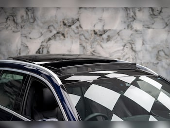 Used Mercedes-Benz E Class 2019 for sale - 77016785: Photo