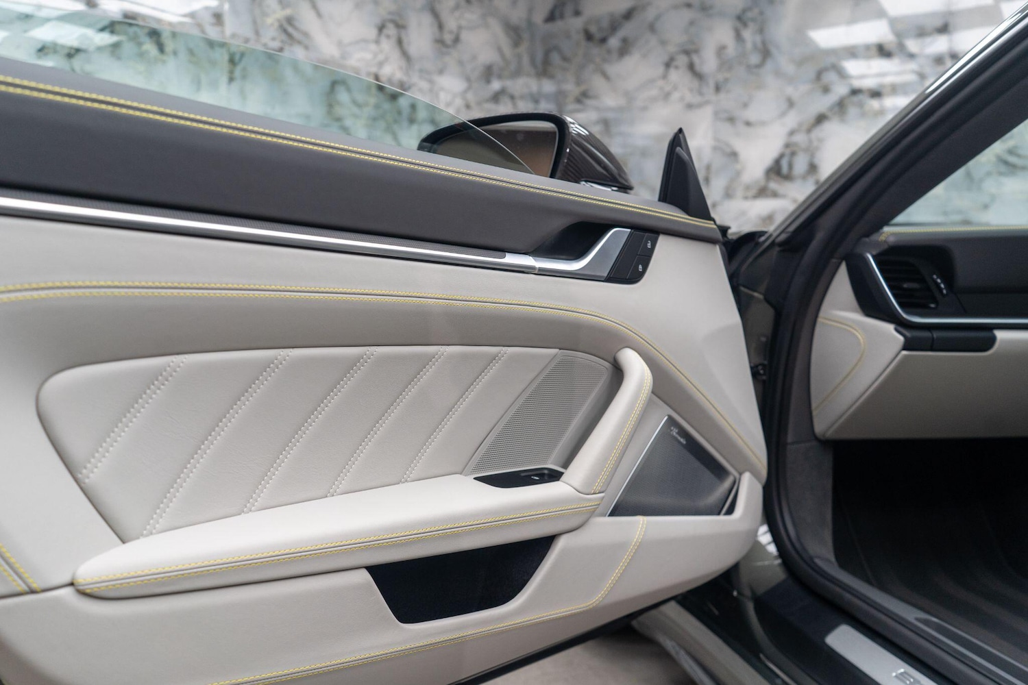 Used Porsche 911 2023 for sale - 76388777: Photo 38