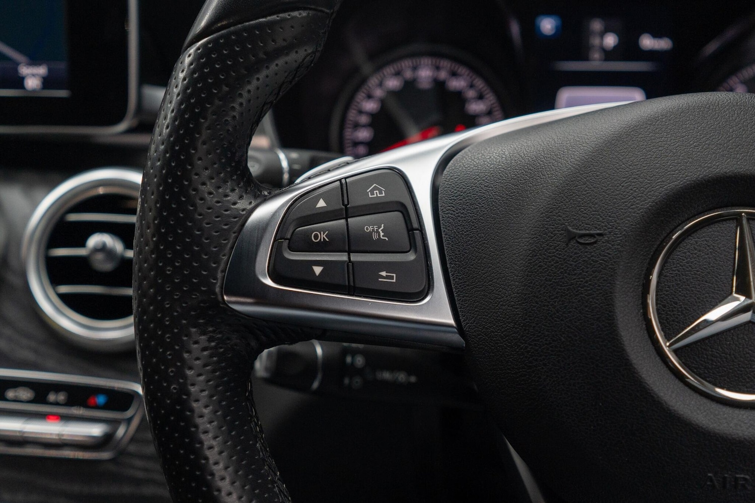 Used Mercedes-Benz C Class 2017 for sale - 77424849: Photo 14