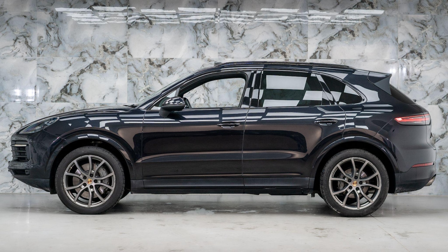 Used Porsche Cayenne 2018 for sale - 76989319: Photo 10