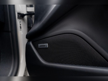 Used Porsche Taycan 2021 for sale - 76499488: Photo