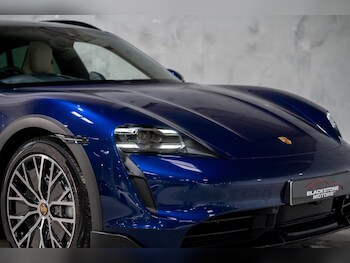 Used Porsche Taycan 2022 for sale - 77824624: Photo