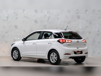 Used Hyundai i20 2017 for sale - 78823399: Photo