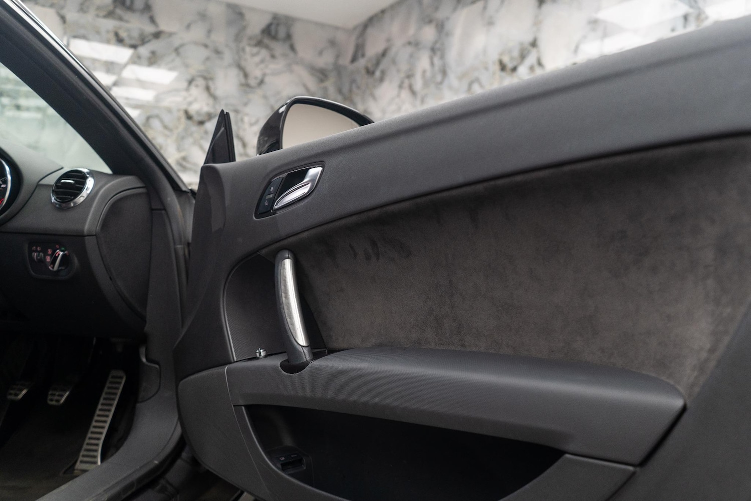 Used Audi TT 2012 for sale - 76987982: Photo 21