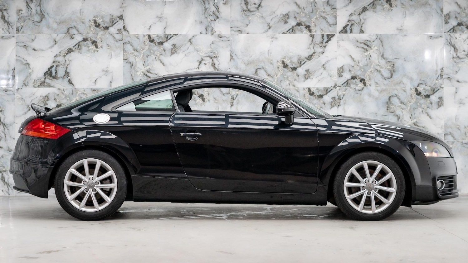 Used Audi TT 2012 for sale - 76987982: Photo 4