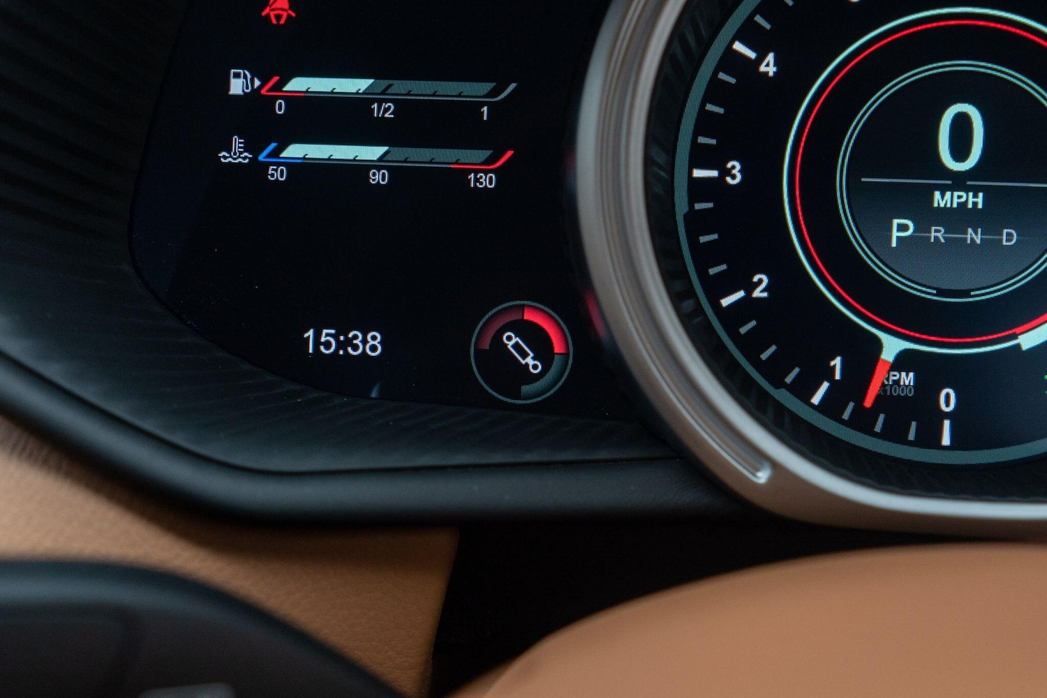 Used Aston Martin DB11 2016 for sale - 76473221: Photo 31