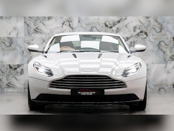 Used Aston Martin DB11 2016 for sale - 76473221: Photo