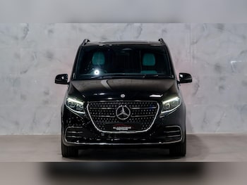 Used Mercedes-Benz V-Class 2024 for sale - 78822232: Photo