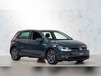 Used Volkswagen Golf 2019 for sale - 79361540: Photo