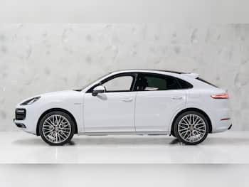 Used Porsche Cayenne 2022 for sale - 79836589: Photo