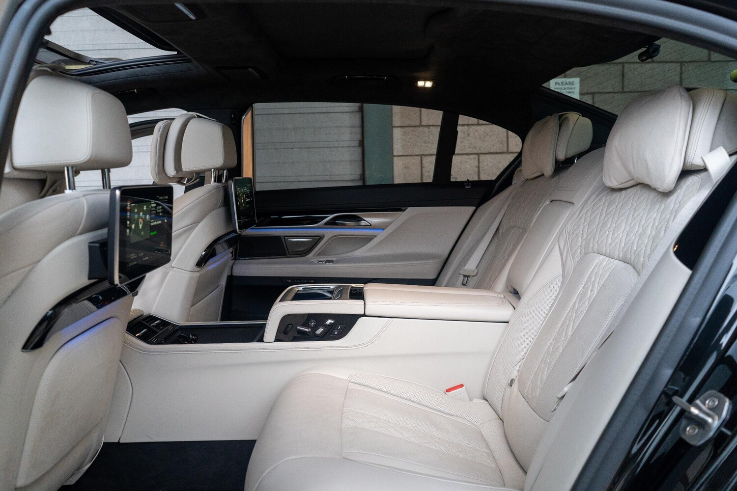 Used BMW 7 Series 2019 for sale - 77970761: Photo 11