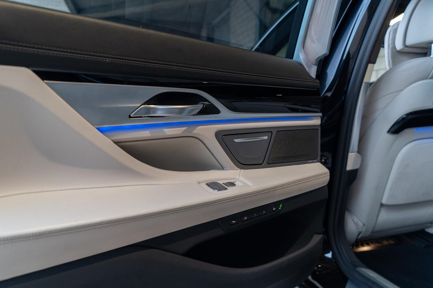 Used BMW 7 Series 2019 for sale - 77970761: Photo 31